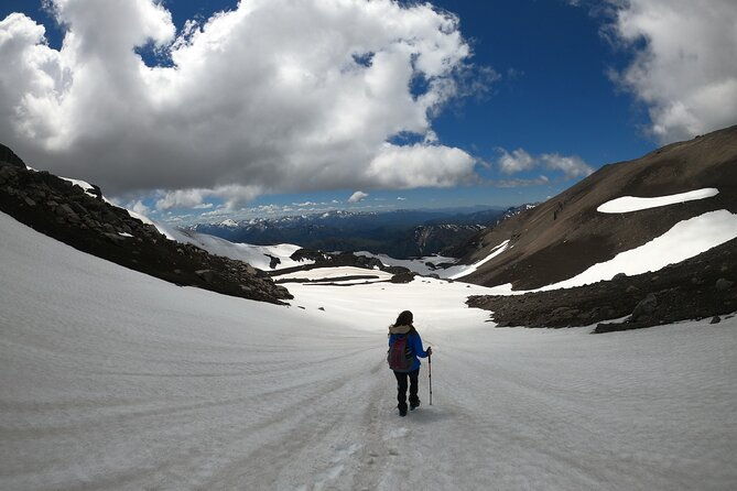 sollipulli-volcano-guided-ascent-in-cunco-chile