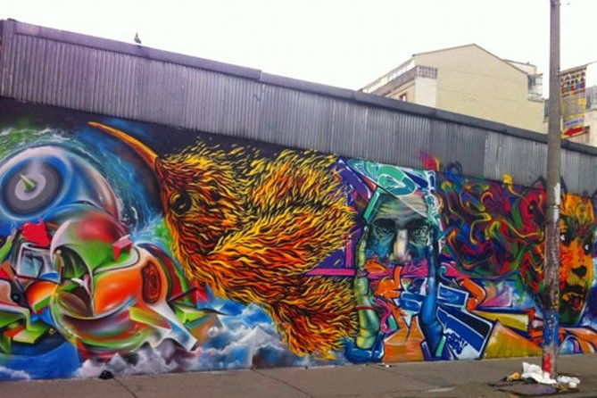 spectacular-street-art-tour-in-bogota