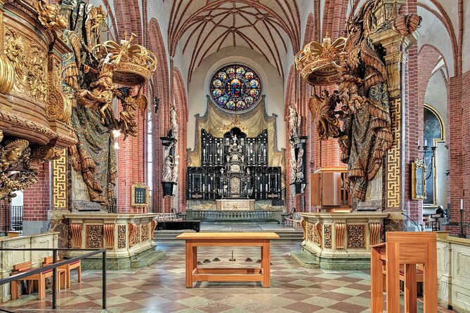 stockholm-cathedral-churches-old-town-private-walking-tour