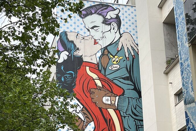 street-art-tour-of-the-most-beautiful-frescoes-in-paris