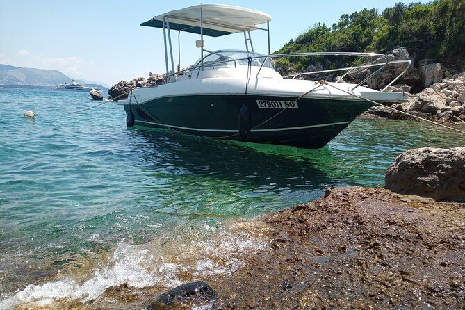 sun-and-sea-on-elaphiti-islands-tour