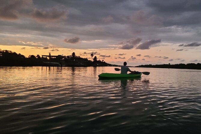 sunset-glow-kayak-tour