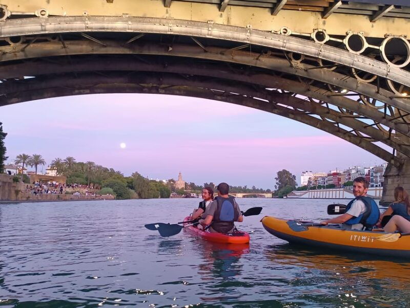 sunset-kayak-historic-seville-triana-and-la-cartuja