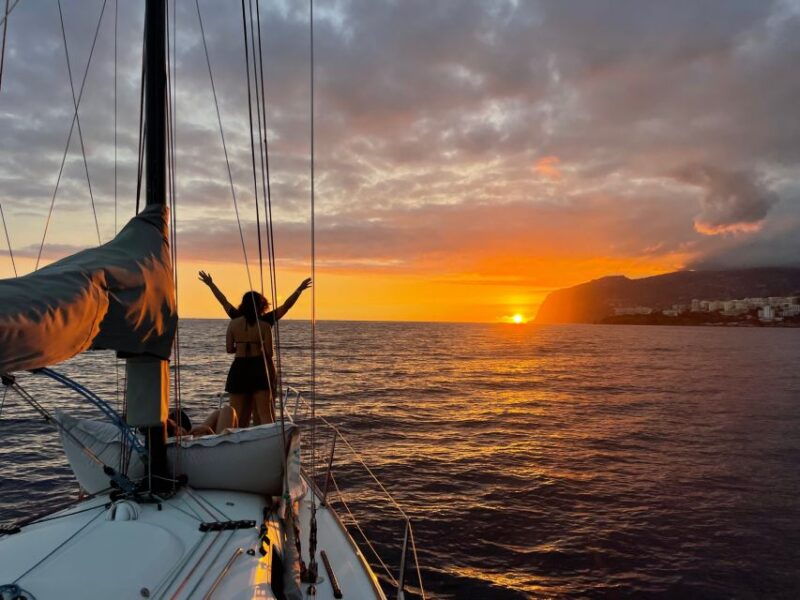 sunset-on-a-sailing-boat