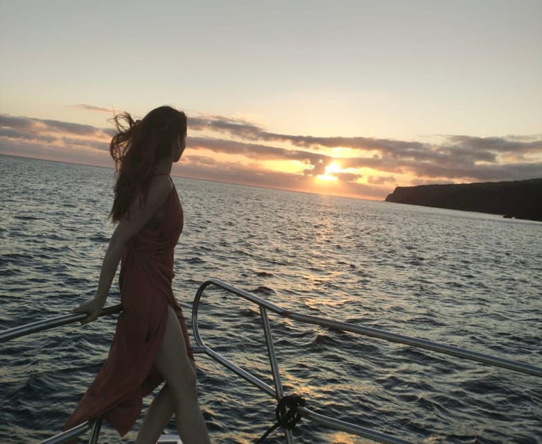 sunset-yacht-tour-with-food-and-wine-tasting