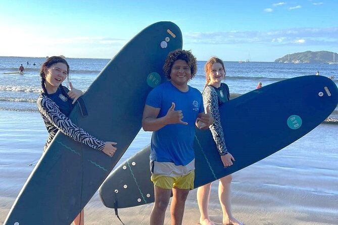 surf-lessons-with-ronaldo-in-tamarindo