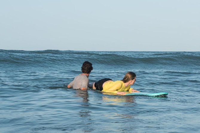 surf-with-the-best-instructors-in-colombia