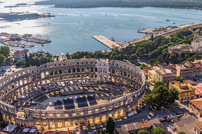 surprises-at-every-turn-pula-walking-tour