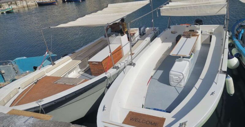 syracuse-ortigia-boat-tour-marine-grottos-fruit-prosecco