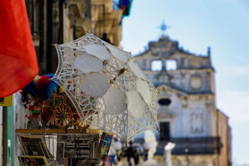 syracuse-ortigia-guided-walking-tour-cannolo-tasting