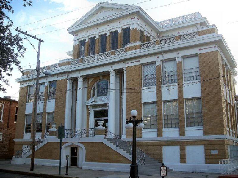 tampa-ybor-city-history-smartphone-guide