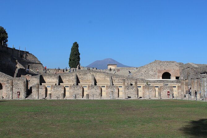 the-beautiful-pompeii-two-hour-tour-to-discover-the-hidden-places-of-the-city