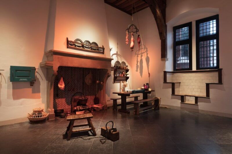 the-hague-prison-gate-museum