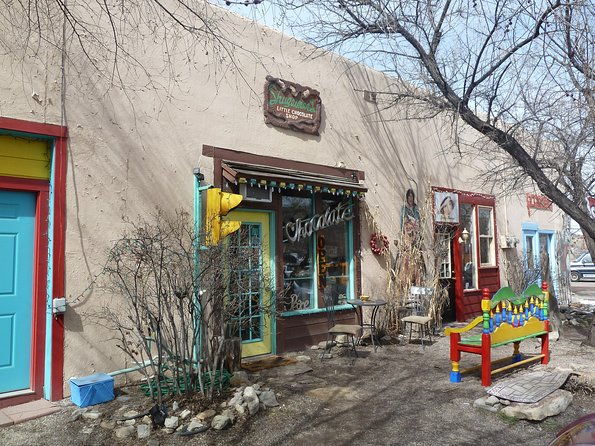 the-town-too-high-to-die-a-self-guided-audio-tour-in-new-mexico
