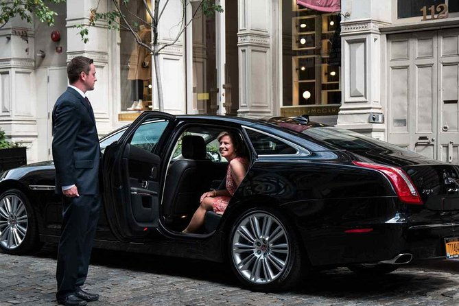 theatre-luxury-car-service-from-hotel-to-broadway-theatre-round-trip-service