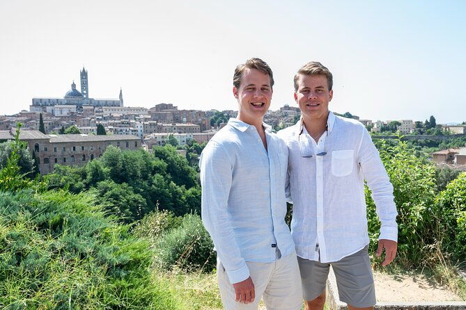 three-hours-siena-private-walking-tour-with-personal-photographer