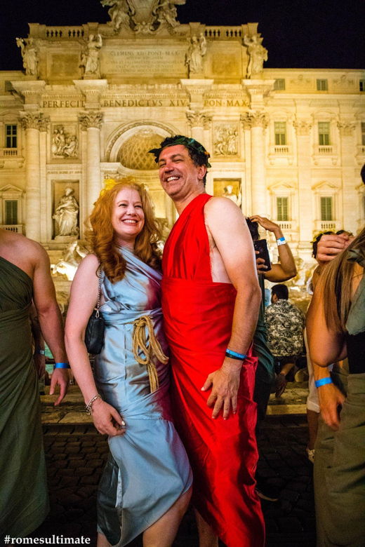toga-pub-crawl-with-open-bar-party-in-rome