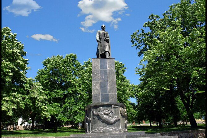 topola-royal-dynasty-half-day-tour-from-belgrade