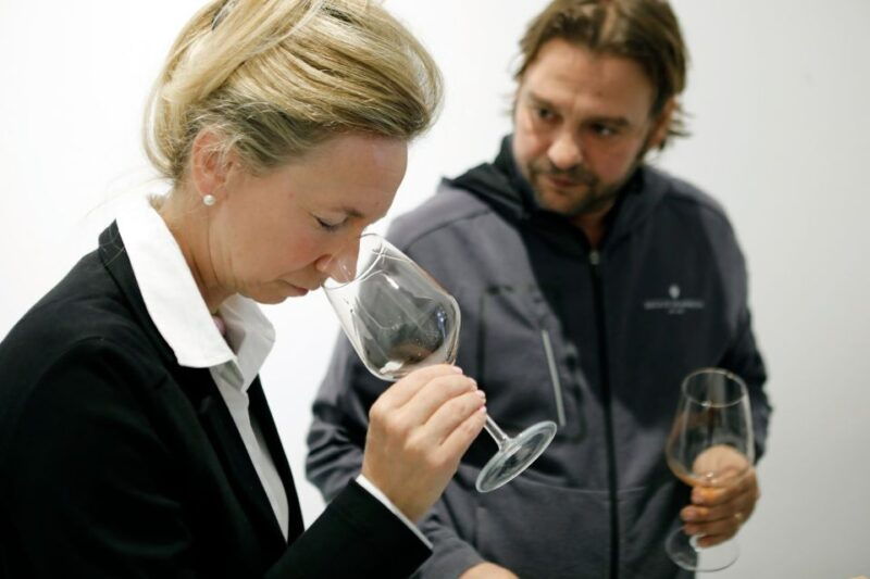 tour-and-wine-tasting-at-duca-di-salaparuta-winery