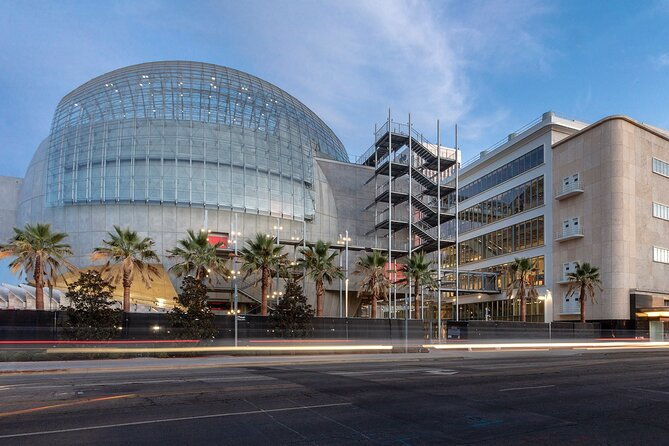 tour-of-hollywood-sunset-blvd-farmers-market-miracle-miles-and-beverly-hills