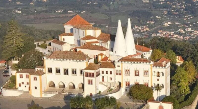 tour-sintra-castles-and-visit-to-the-shore