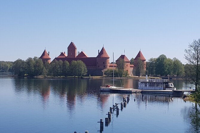 trakai-half-day-tour-by-minivan