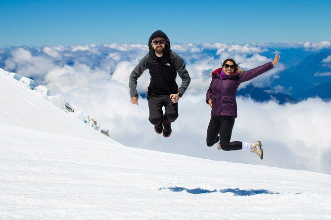 trekking-glacier-viewpoint-of-osorno-volcano