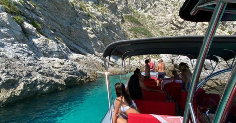 tropea-snorkeling-excursion-in-a-rubber-dinghy