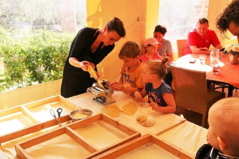 tuscany-cake-and-biscuit-cooking-class-for-kids