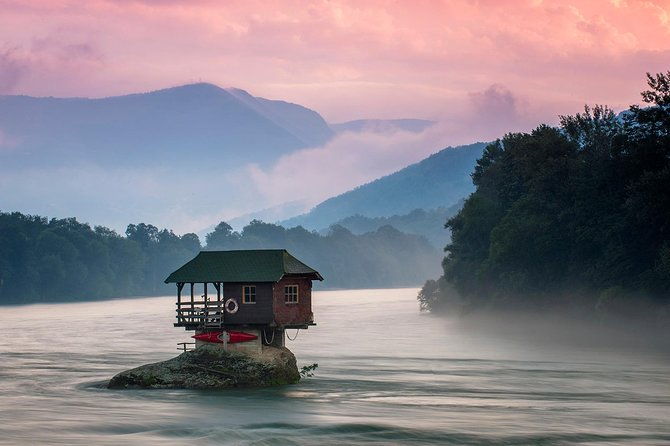 uvac-mokra-gora-sargan-eight-drina-river-house-2-days-tour-from-belgrade