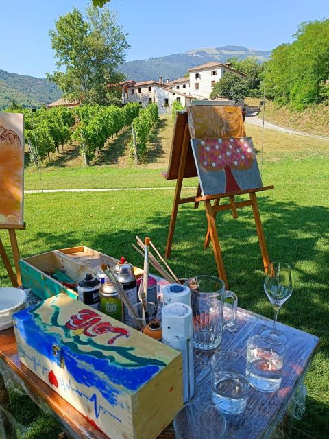 valdobbiadene-art-and-wine-painting-session-in-the-vineyard