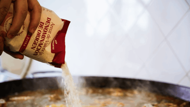 valencia-cook-your-paella-with-purchase-at-russafa-market