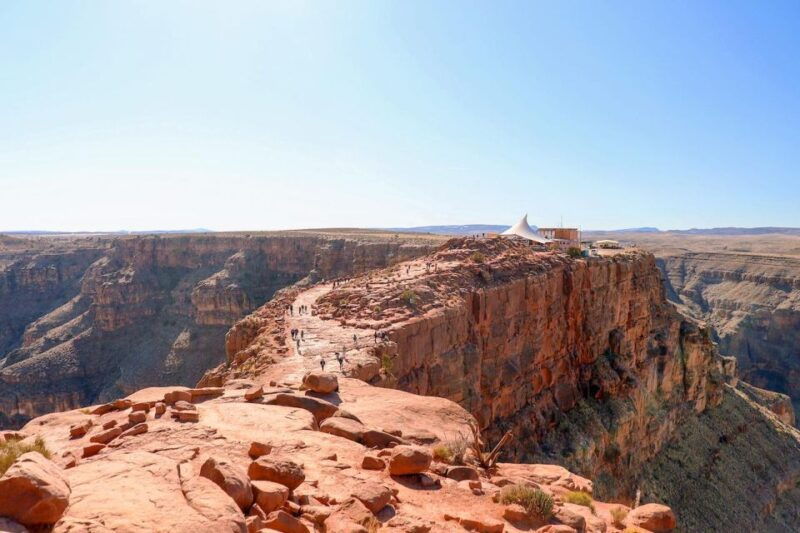 vegas-grand-canyon-airplane-helicopter-and-boat-tour