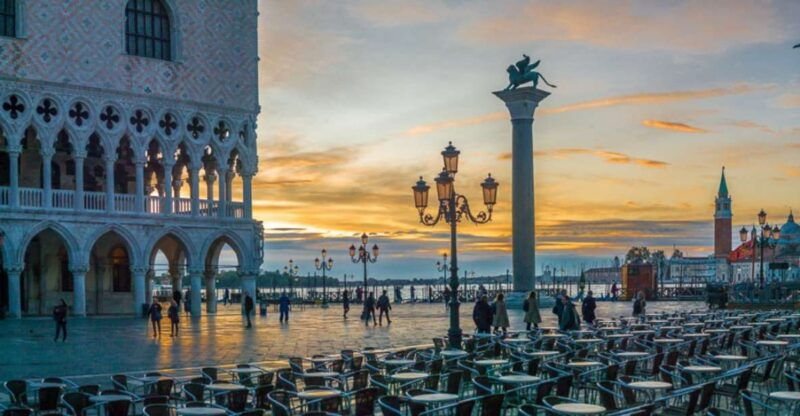 venice-st-marks-basilica-doges-palace-and-gondola-ride