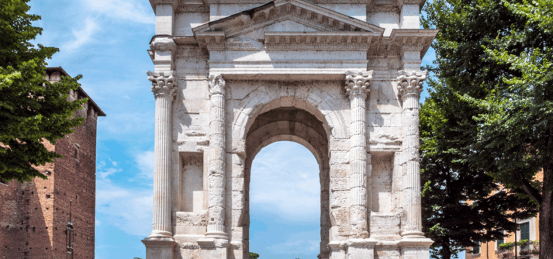 verona-self-guided-walking-tour-with-an-app
