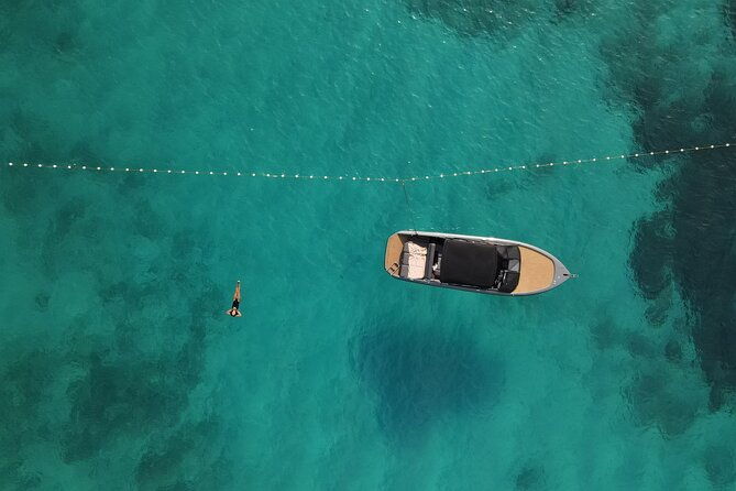 vis-pakleni-islands-full-day-private-boat-tour