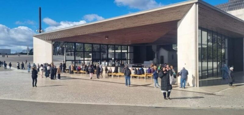visit-the-caves-of-mira-de-aires-fatima-batalha-and-obidos