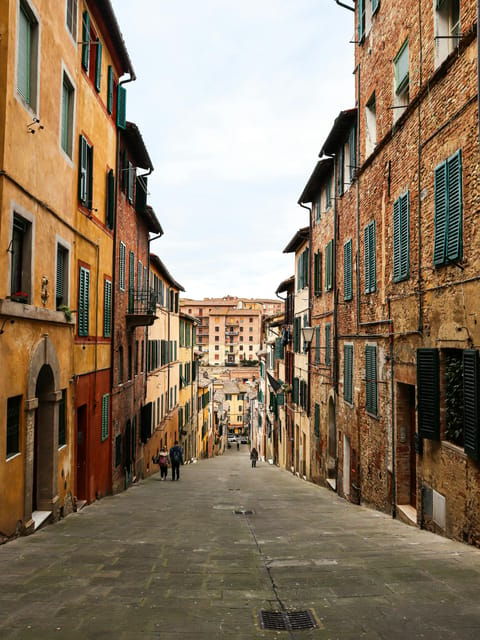 walking-tour-in-siena-with-tastings-and-stories