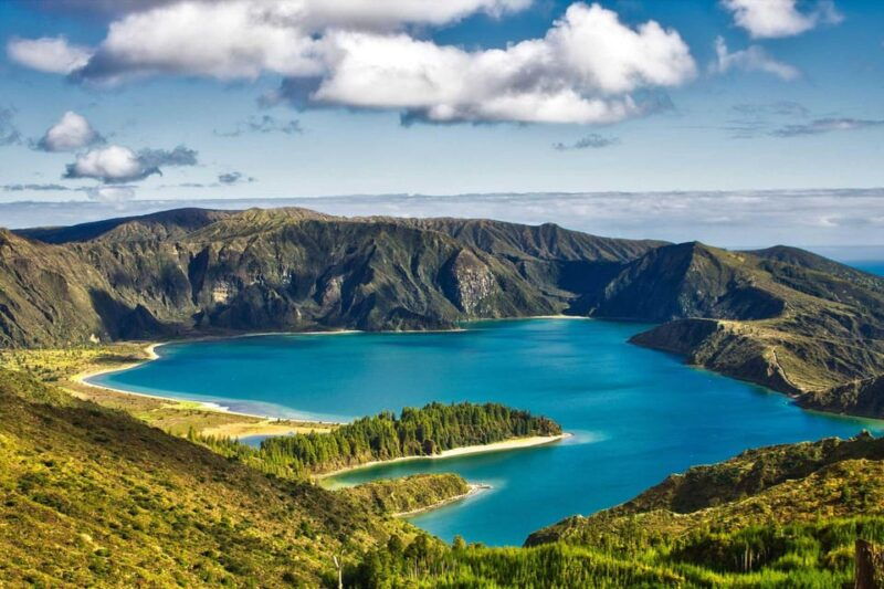 west-east-sao-miguel-island-private-tour