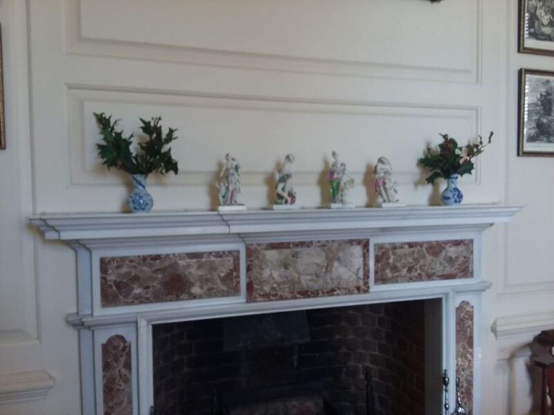 williamsburg-christmastime-in-virginia-walking-tour
