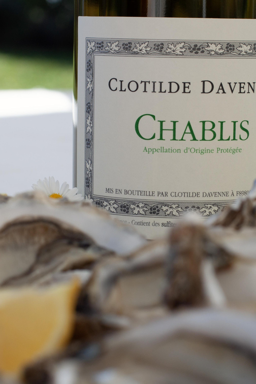 wine-and-oyster-tasting-at-chablis