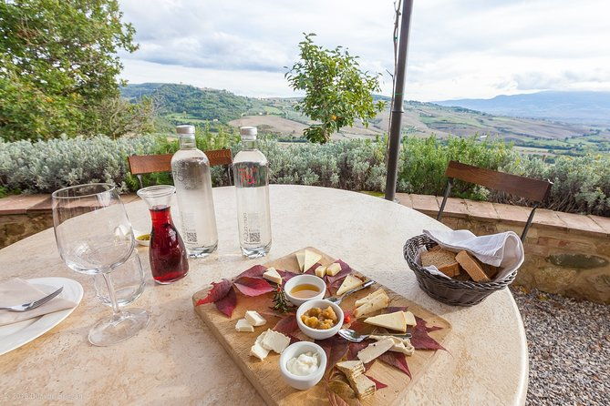 wine-cheese-and-evo-oil-tastings-in-tuscany-full-day-from-rome
