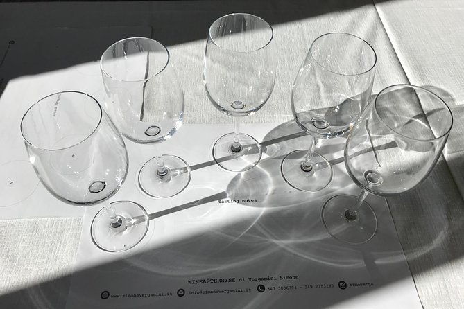 wine-tasting-in-versilia-with-sommelier-5-wines-and-local-products
