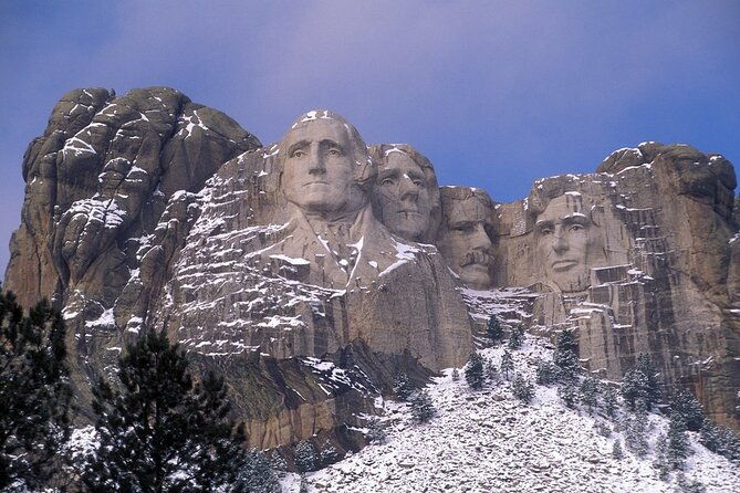 winter-yellowstone-grand-teton-and-mount-rushmore-7-day-tour
