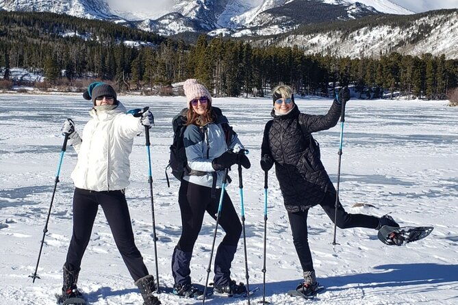 womens-snowshoeing-in-rocky-mountain-national-park-for-beginners