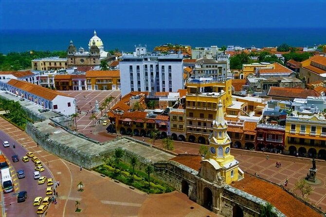 yellow-city-tour-with-admission-to-castillo-san-felipe