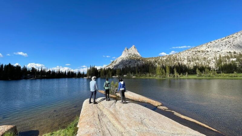 yosemite-high-country-explorer-private-hiking-tour-2