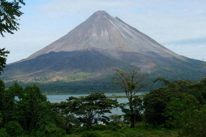 3-days-2-nights-arenal-volcano-monteverde-adventure-from-san-jose
