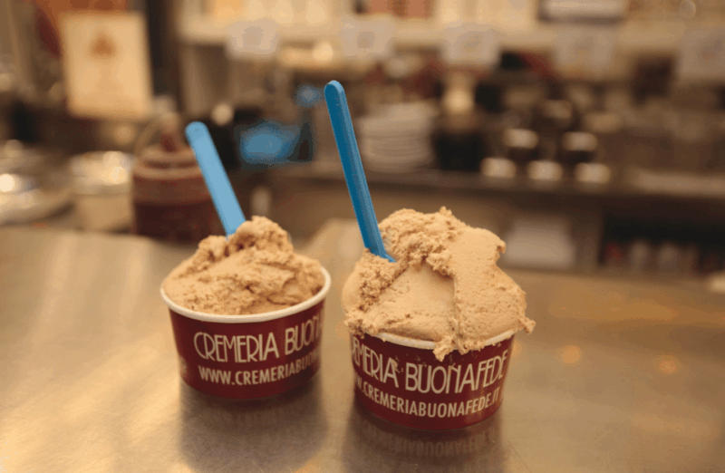 1-5-hour-food-guided-tour-sightseeing-in-genoa