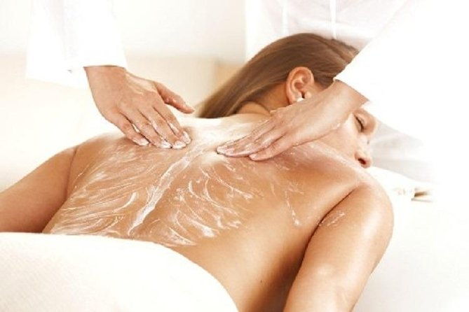 120-signature-aromatherapy-rituals-wine-fruits-pool-day-access